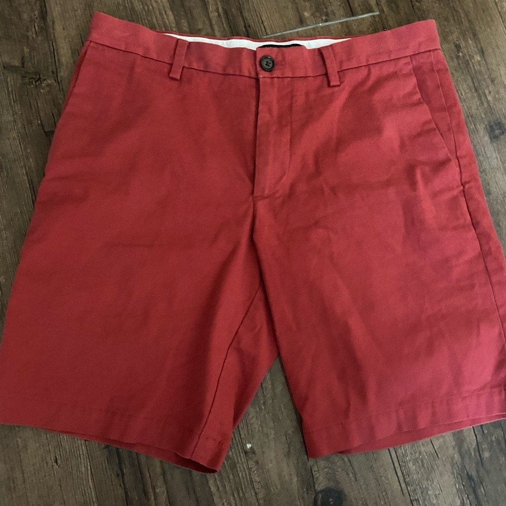 Banana Republic Red Flat Front Men's Shorts